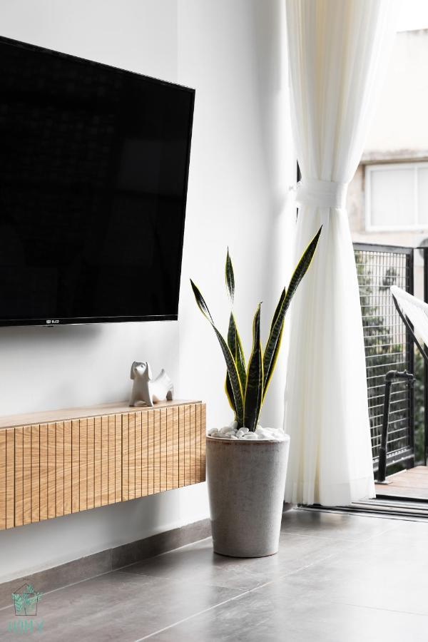 White City Eclectic Design Apartments By Homy Tel Aviv Luaran gambar