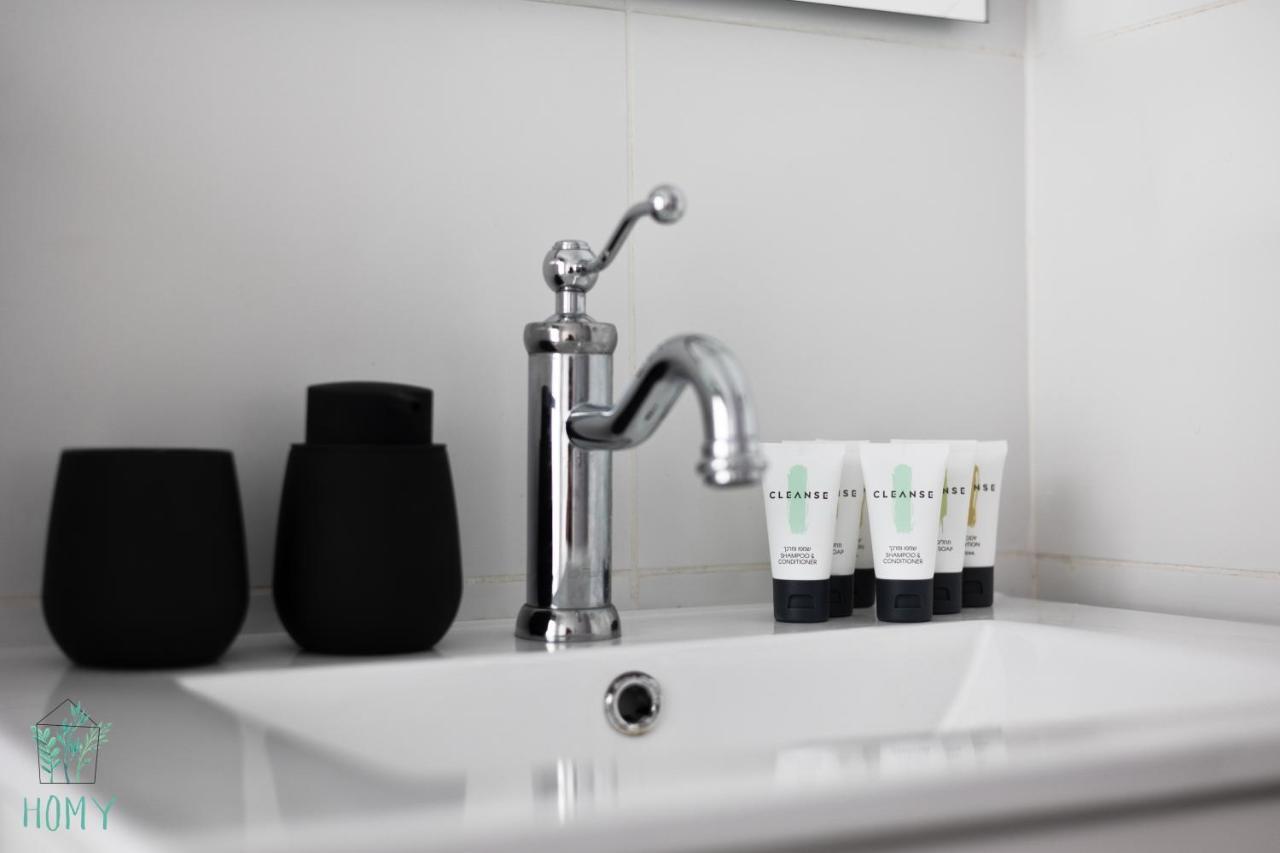 White City Eclectic Design Apartments By Homy Tel Aviv Luaran gambar